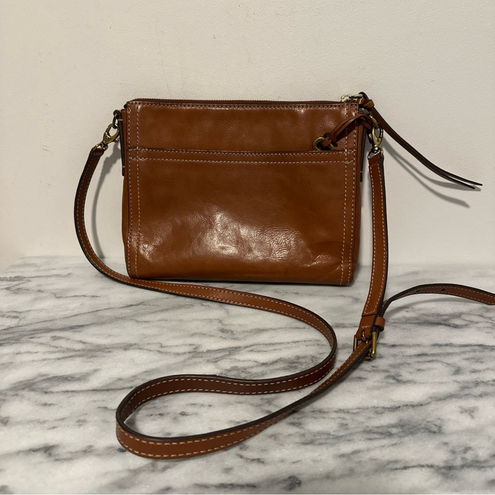 Fossil Brown Leather Crossbody Bag with key charm - Picture 2 of 14